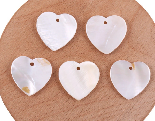 Preorder Heart Shell Centerpieces 23x24mm: 50 Pairs