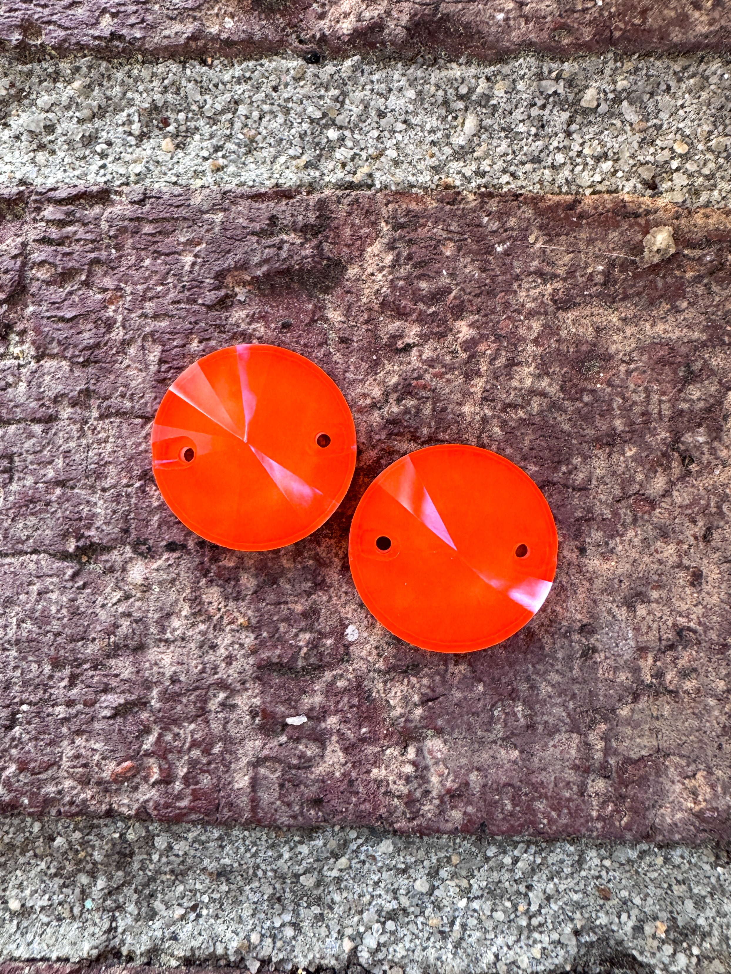 Hyacinth MN Glass Crystal Rivoli: Sold Per Pair, 1/3 Tray, or Tray