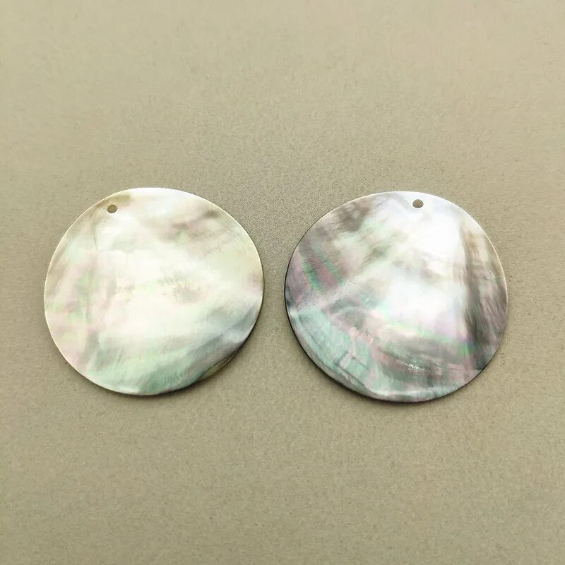 *PREORDER* Brown/Grey Shell Round Centerpieces 40mm: 25 Pairs