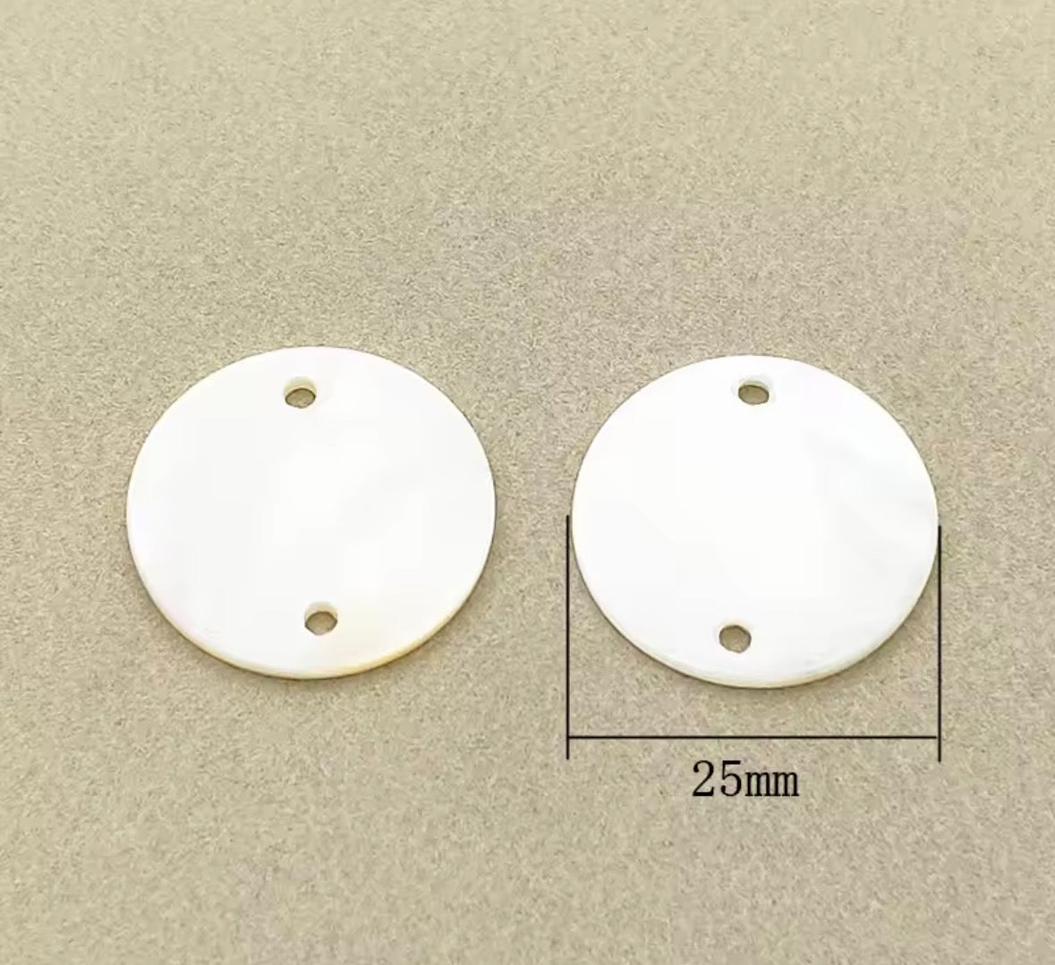 Double Hole Circle Shell Slab Centerpieces 25mm