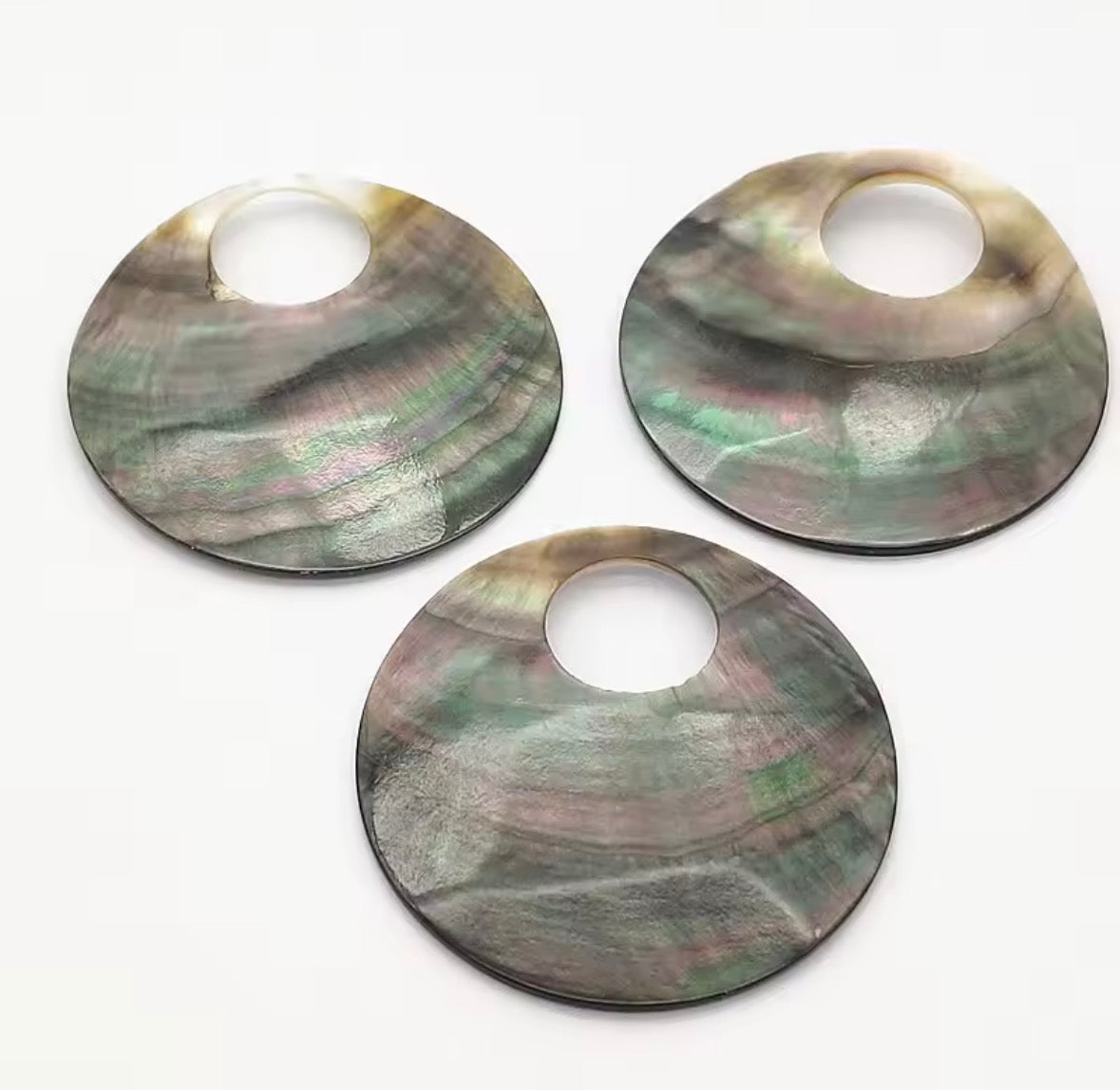 Brown/Grey Shell Round With Hollow Center Centerpieces 60mm