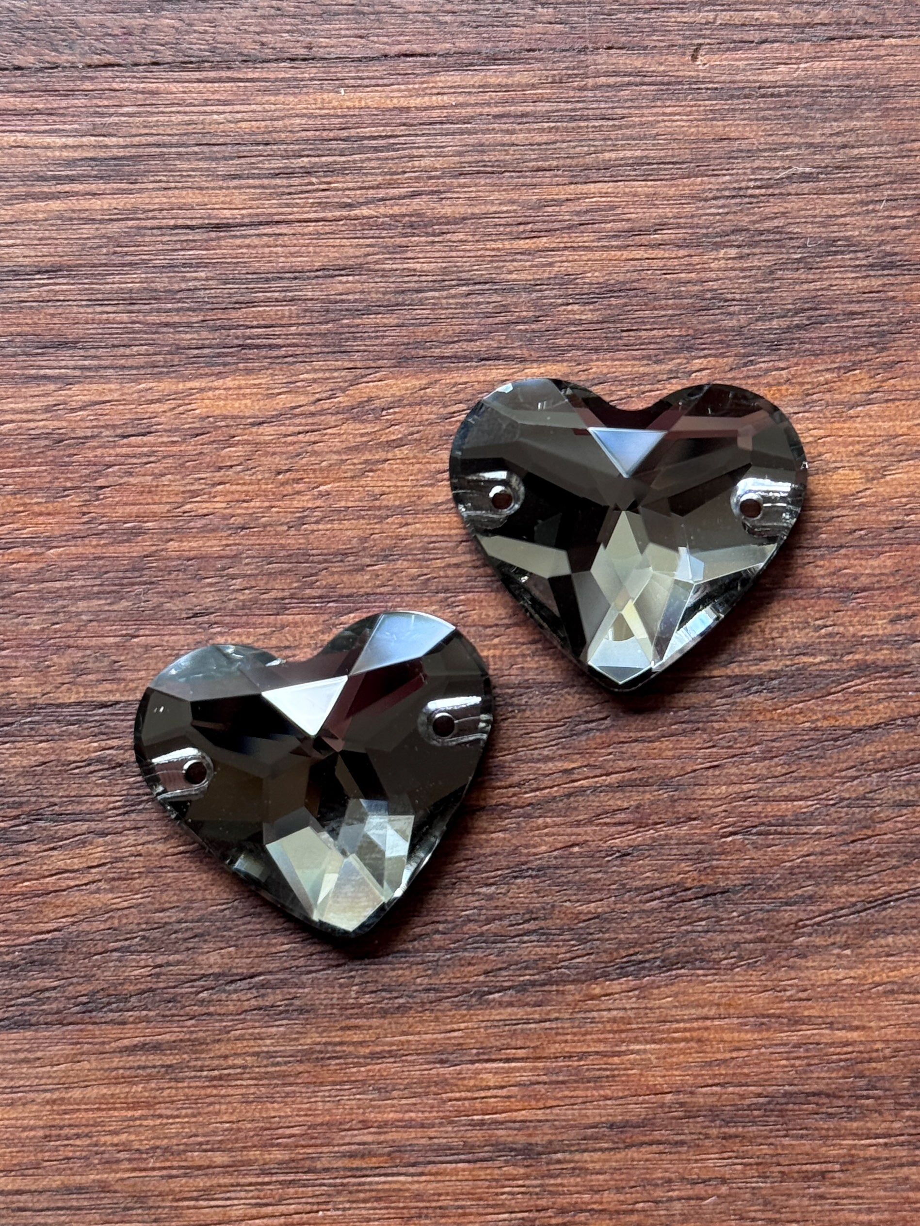 Black Diamond Glass Crystal Heart: 20x23mm
