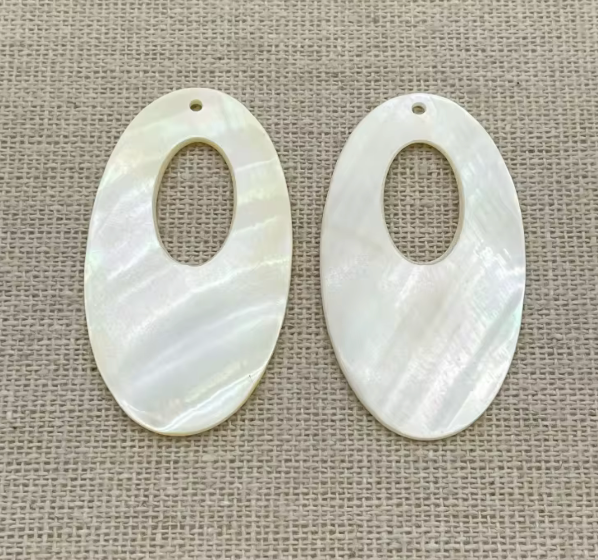 Shell Oval With Hollow Center Centerpieces 45x25mm