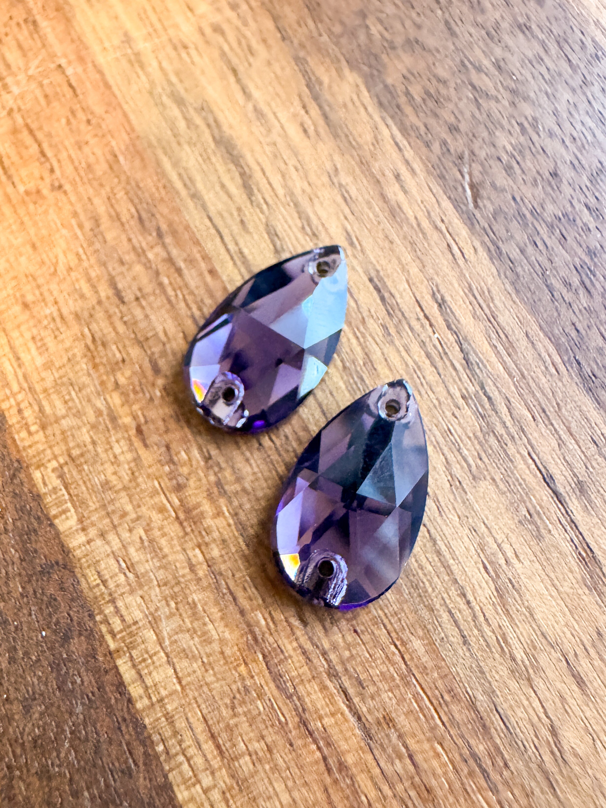 Amethyst Glass Crystal Teardrop: 11x18mm
