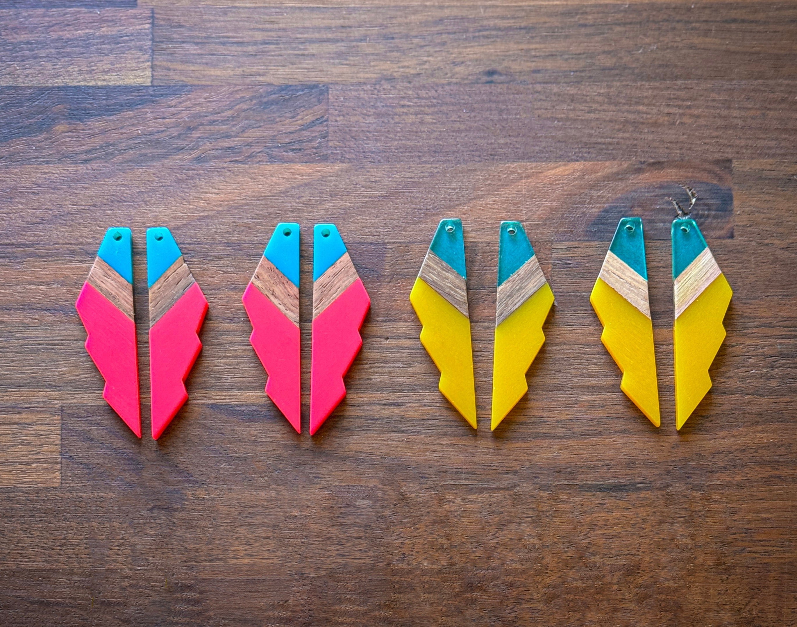 Lightning Bolt Wood Resin Slab Centerpieces 14x53mm