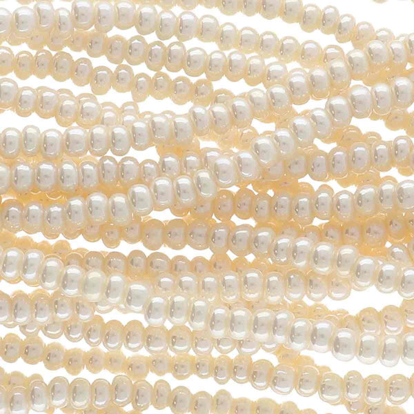 11/0 Czech Preciosa Seed Beads Half Hank: Lt. Eggshell