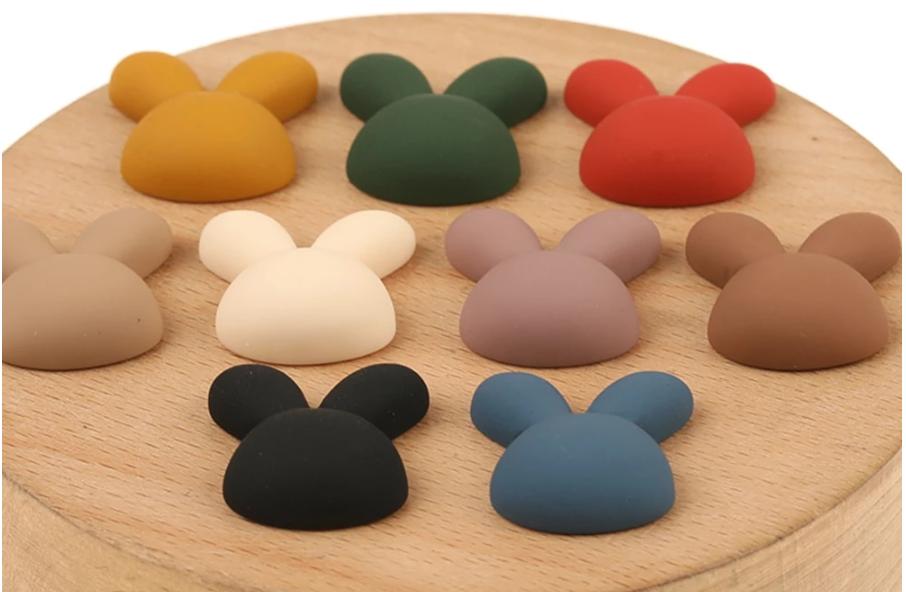 *PREORDER* Matte Bunny Centerpieces 21x22mm: 100 Pairs