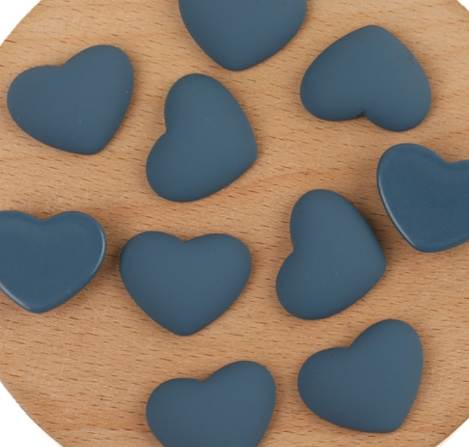 *PREORDER* 100 Pair Bulk Pack: Matte Heart Centerpieces