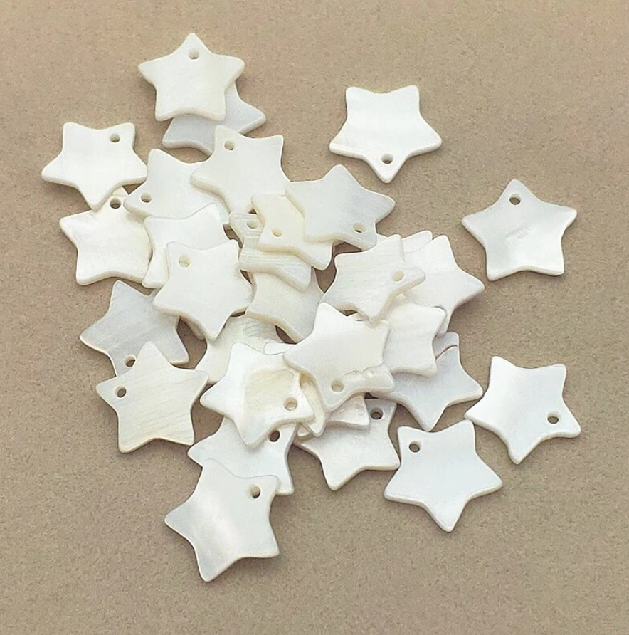 *PREORDER* Shell Star Centerpieces 20x19mm: 50 Pairs