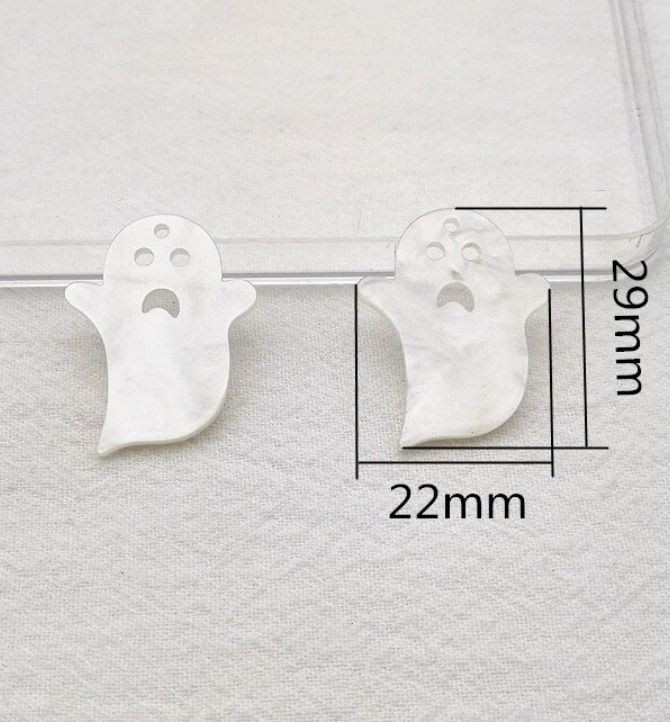 Ghost Centerpeices 29x22mm