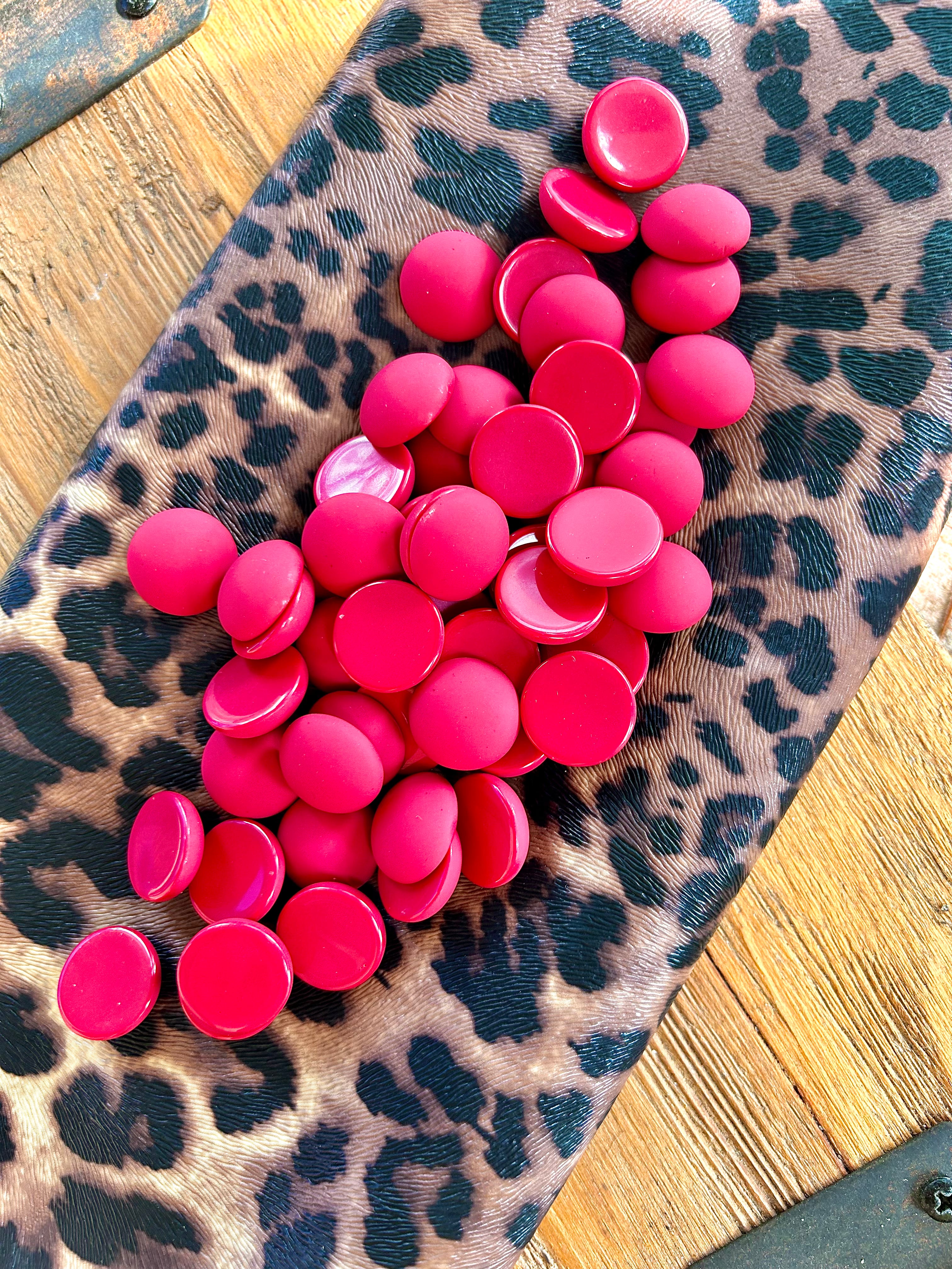 Matte Round Centerpieces 18mm