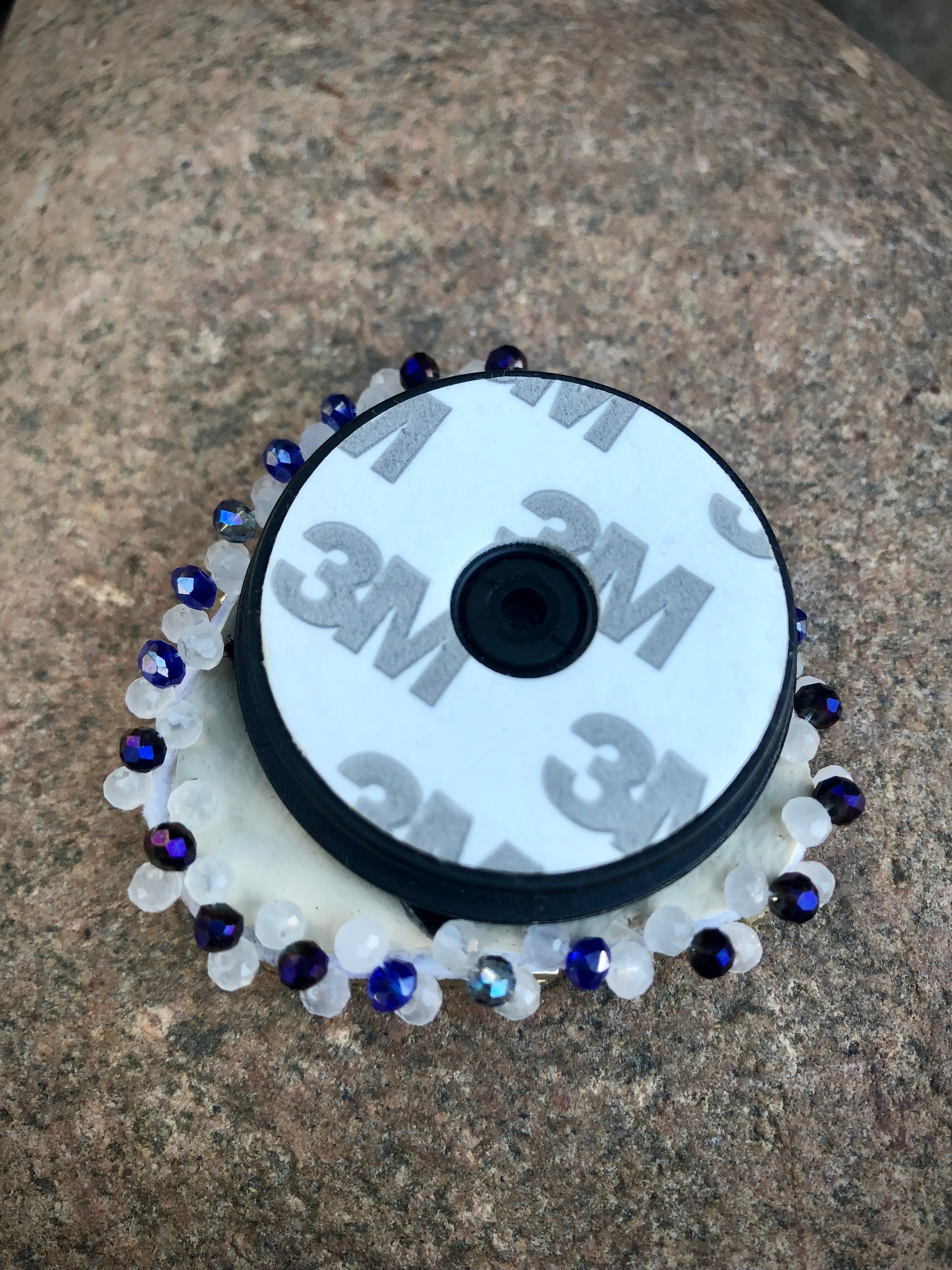 Blue Triangle Phone Grip