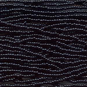 11/0 Czech Preciosa Seed Beads Half Hank: Gunmetal