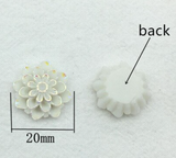 White Iridescent Floral Centerpiece 20mm