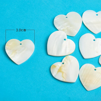Heart Shell Centerpieces 30x29mm