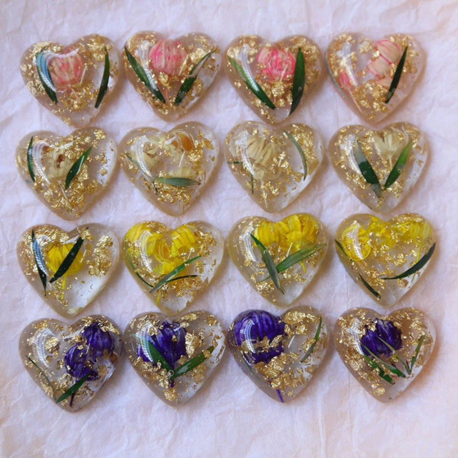 Clear Flower Resin Hearts