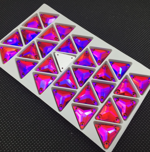 Glass Crystal Triangles: Siam Red AB 16mm