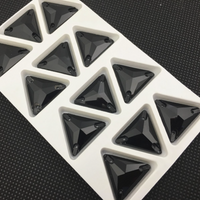 Glass Crystal Triangles: Black 16mm
