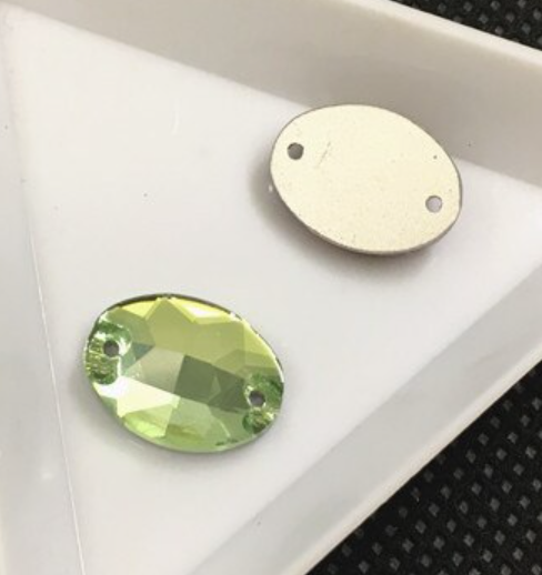 Glass Crystal Ovals: Peridot 13x18mm