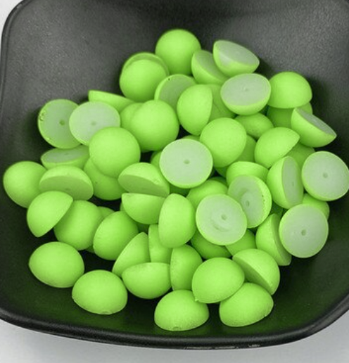 Lime Round 12mm Matte Centerpieces: 3 Pairs