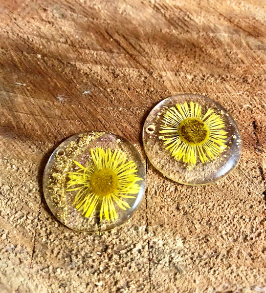 Yellow Flower Resin Cabs