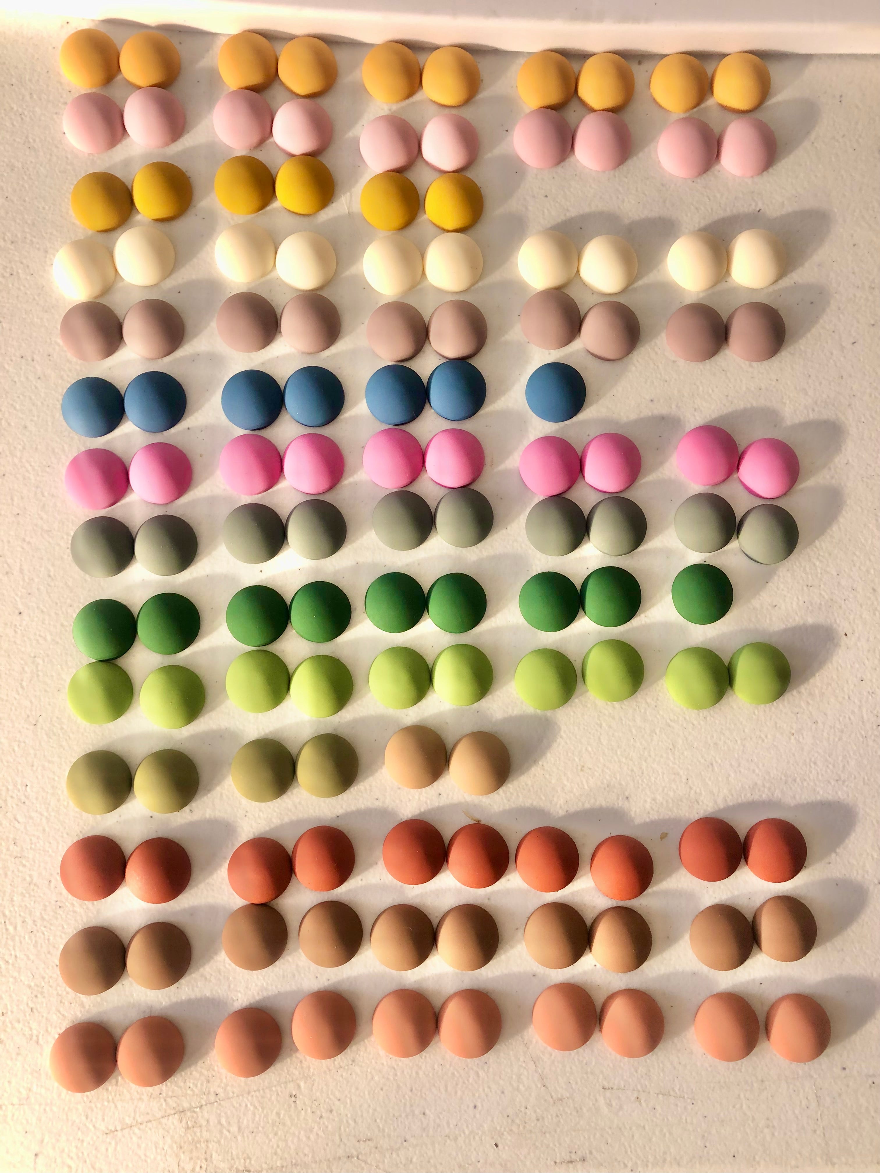 Matte Round Centerpieces 18mm